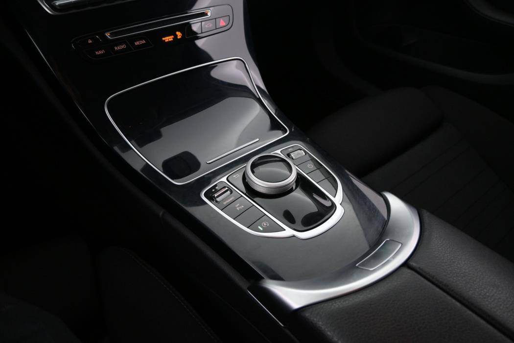 MERCEDES-BENZ C 2016
