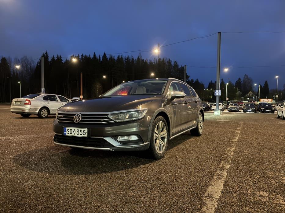 VOLKSWAGEN Passat 2017