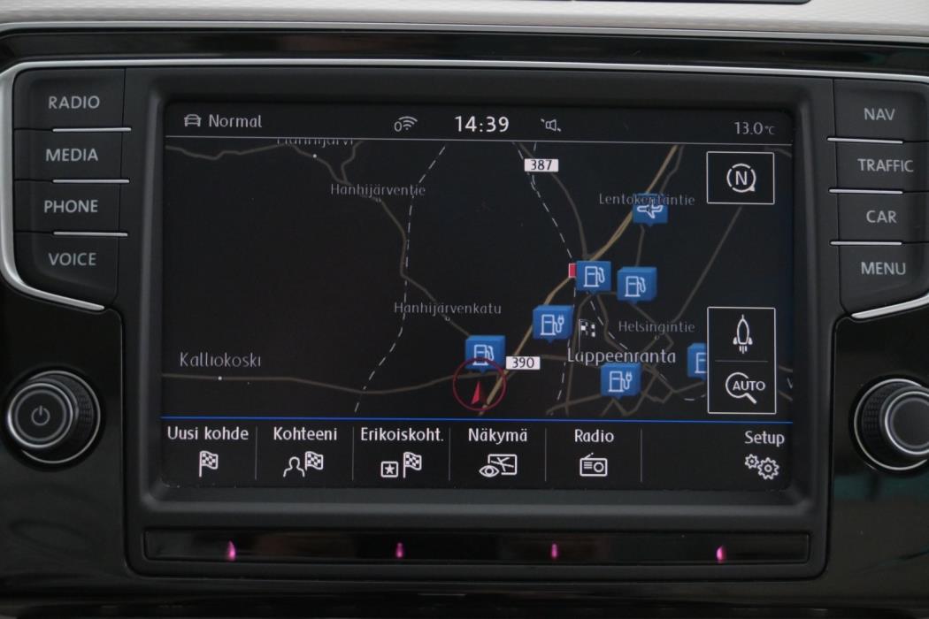 VOLKSWAGEN Passat 2017