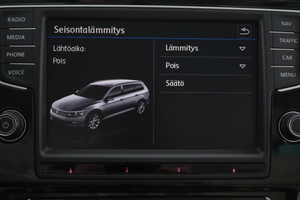 VOLKSWAGEN Passat 2017
