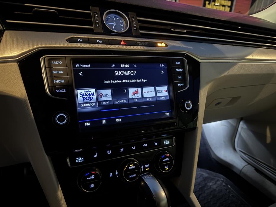 VOLKSWAGEN Passat 2017