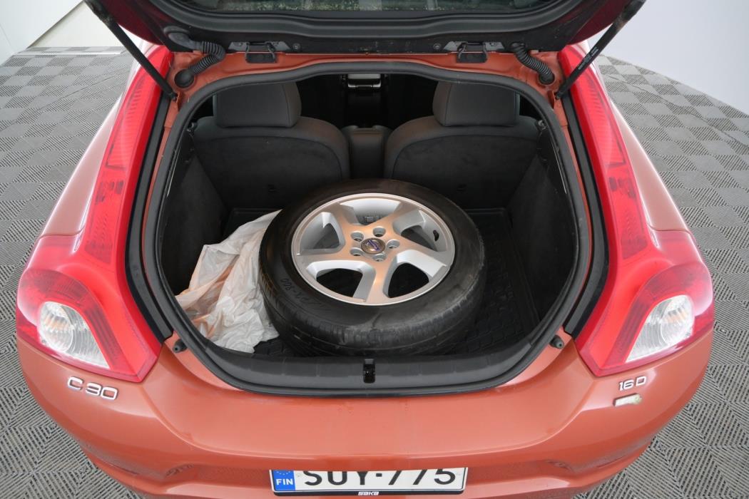 VOLVO C30 2010