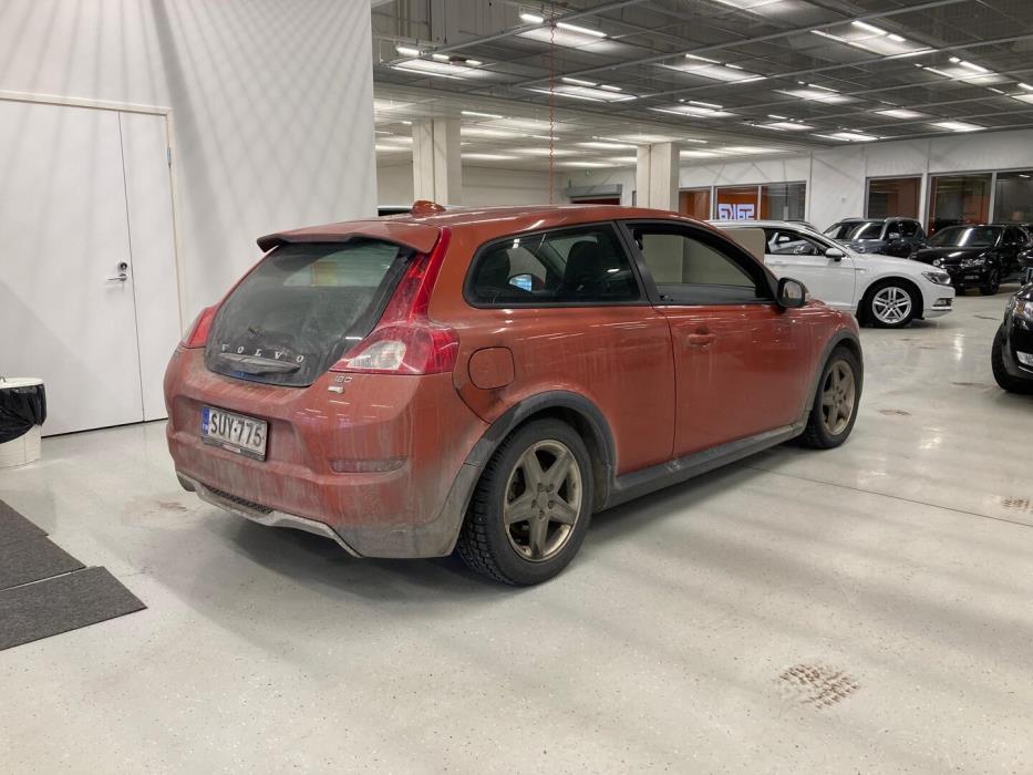 VOLVO C30 2010