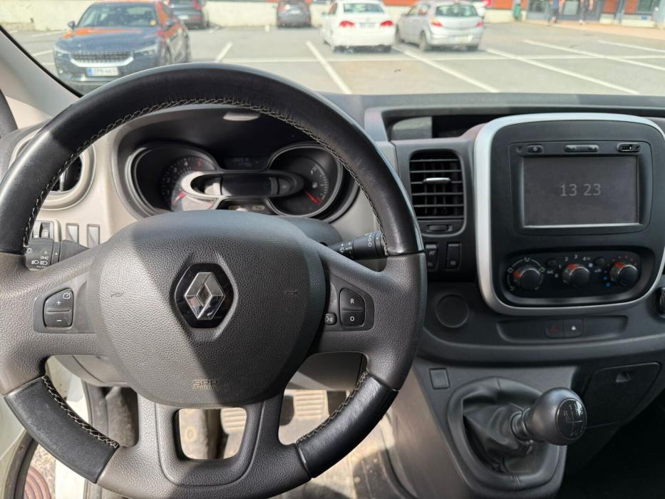 RENAULT Trafic 2019