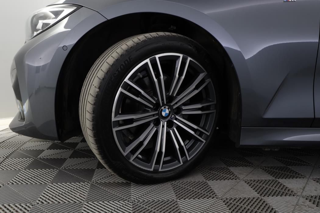 BMW 320 2022