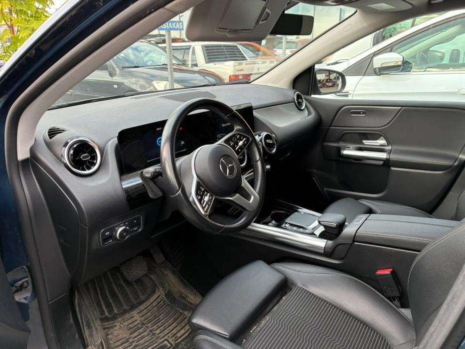 MERCEDES-BENZ B 2020