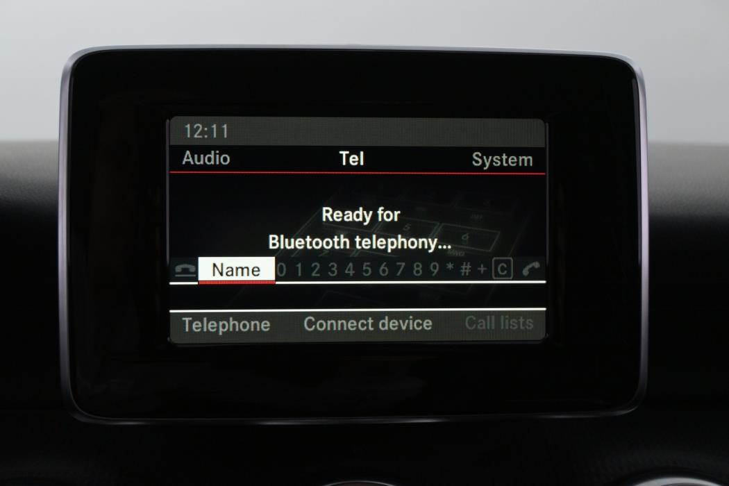 MERCEDES-BENZ A 2015