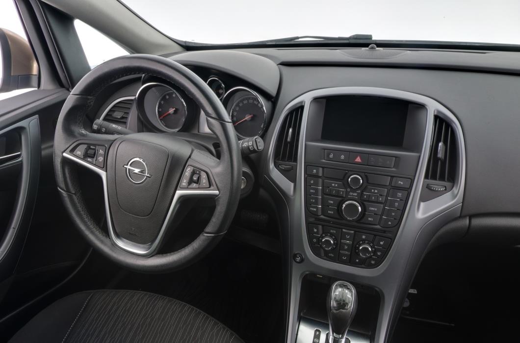 OPEL Astra 2014