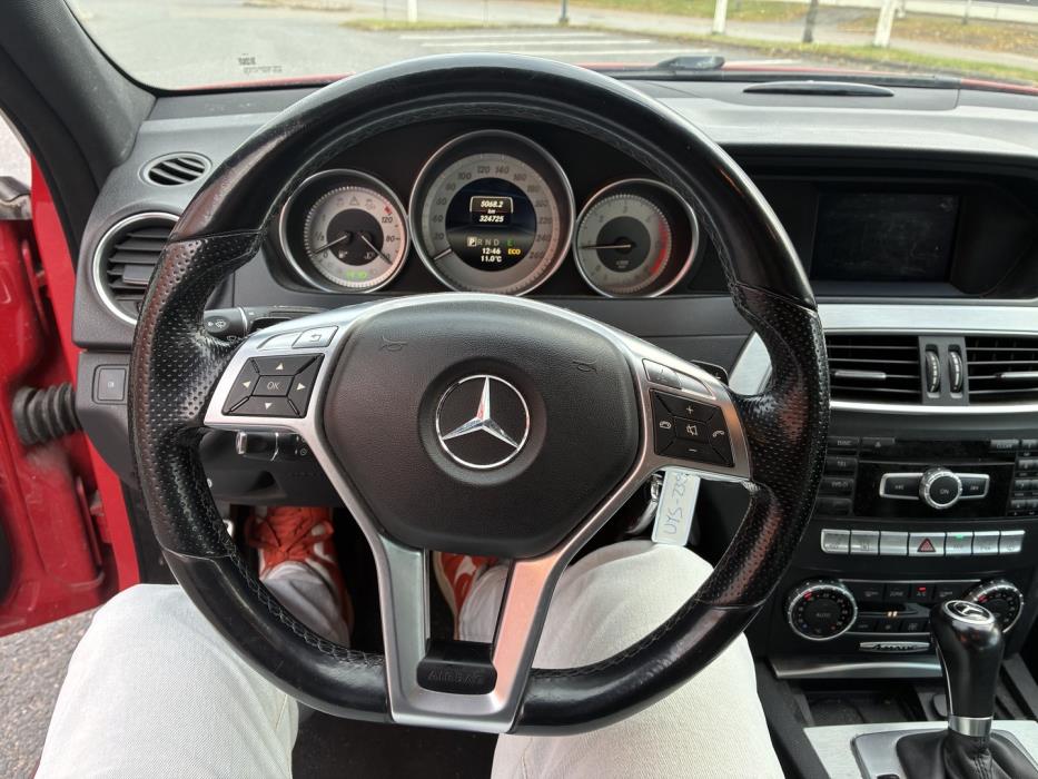 MERCEDES-BENZ C 2014