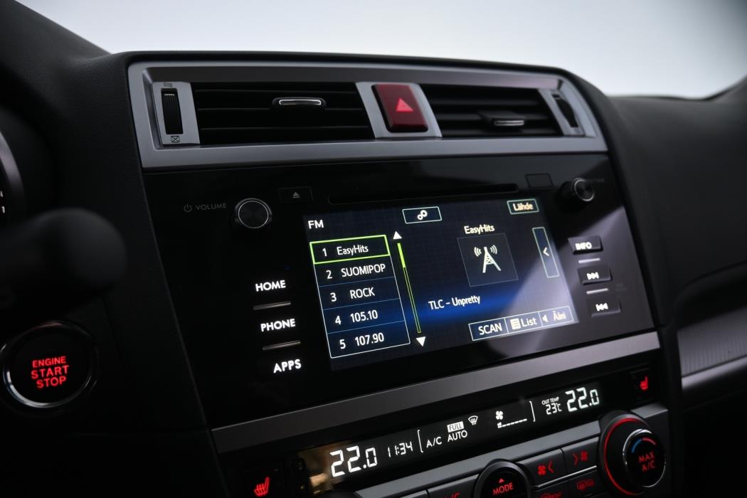 SUBARU Outback 2015