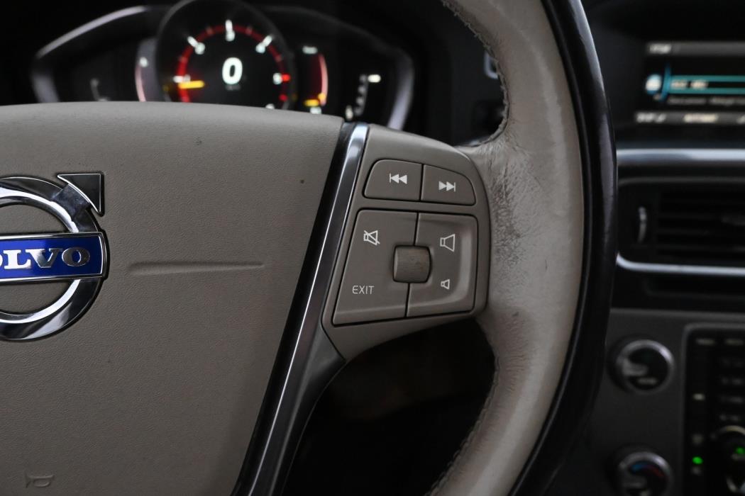 VOLVO S60 2016