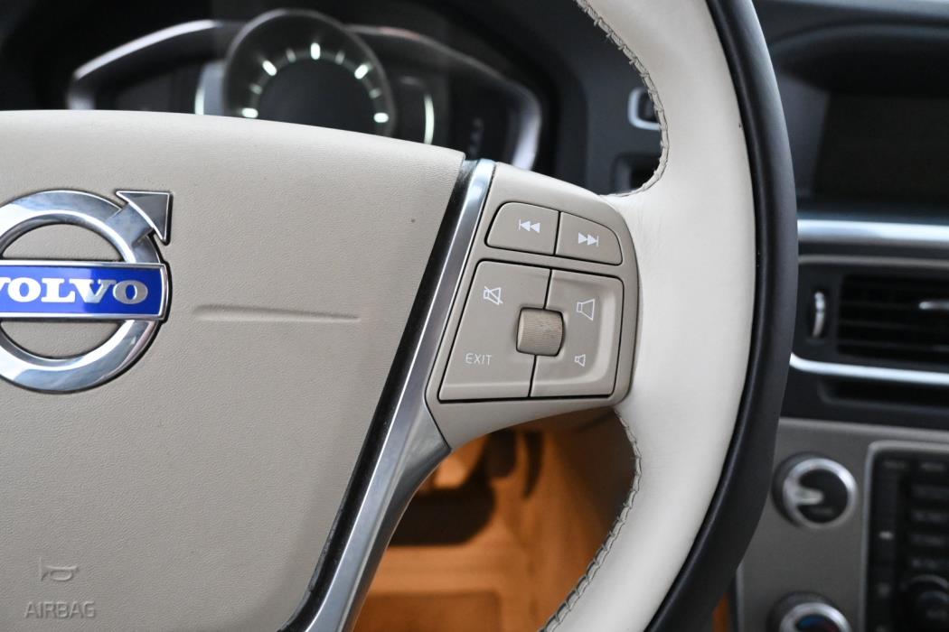 VOLVO S60 2016