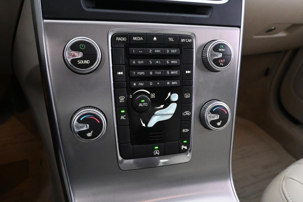 VOLVO S60 2016
