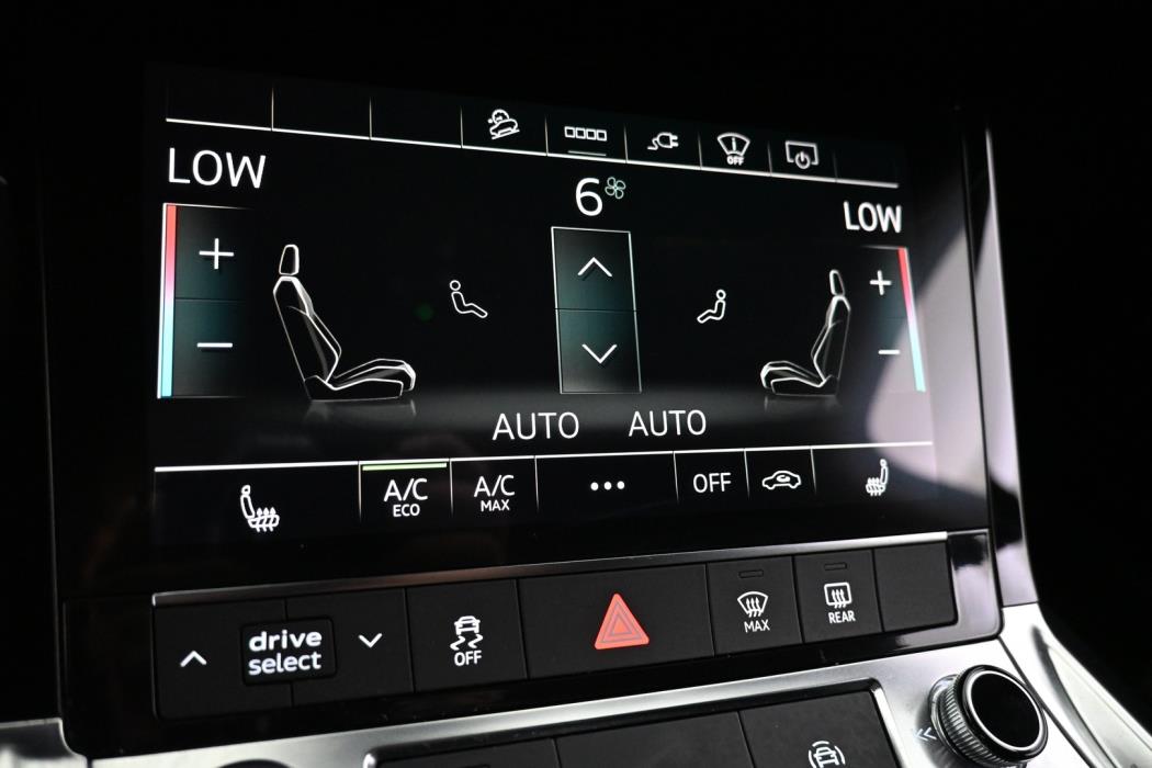 AUDI e-tron 2023