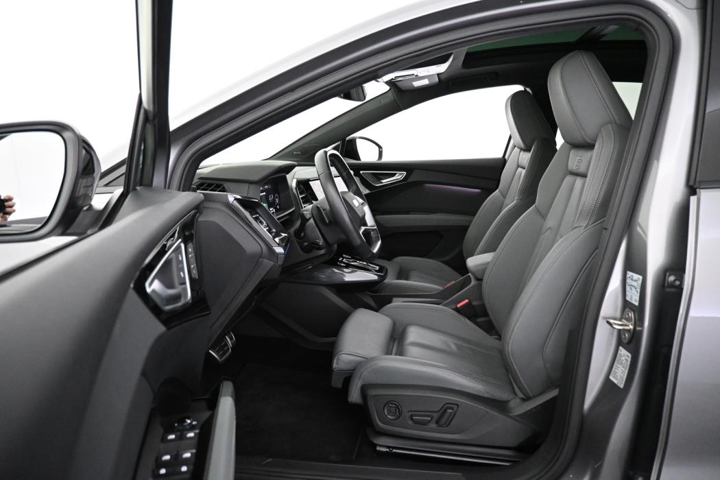 AUDI Q4 e-tron 2023