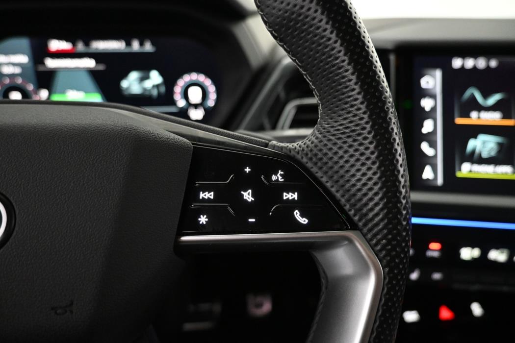 AUDI Q4 e-tron 2023