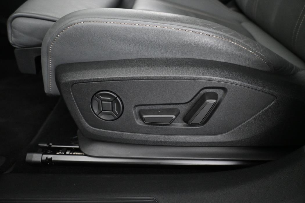 AUDI Q4 e-tron 2023