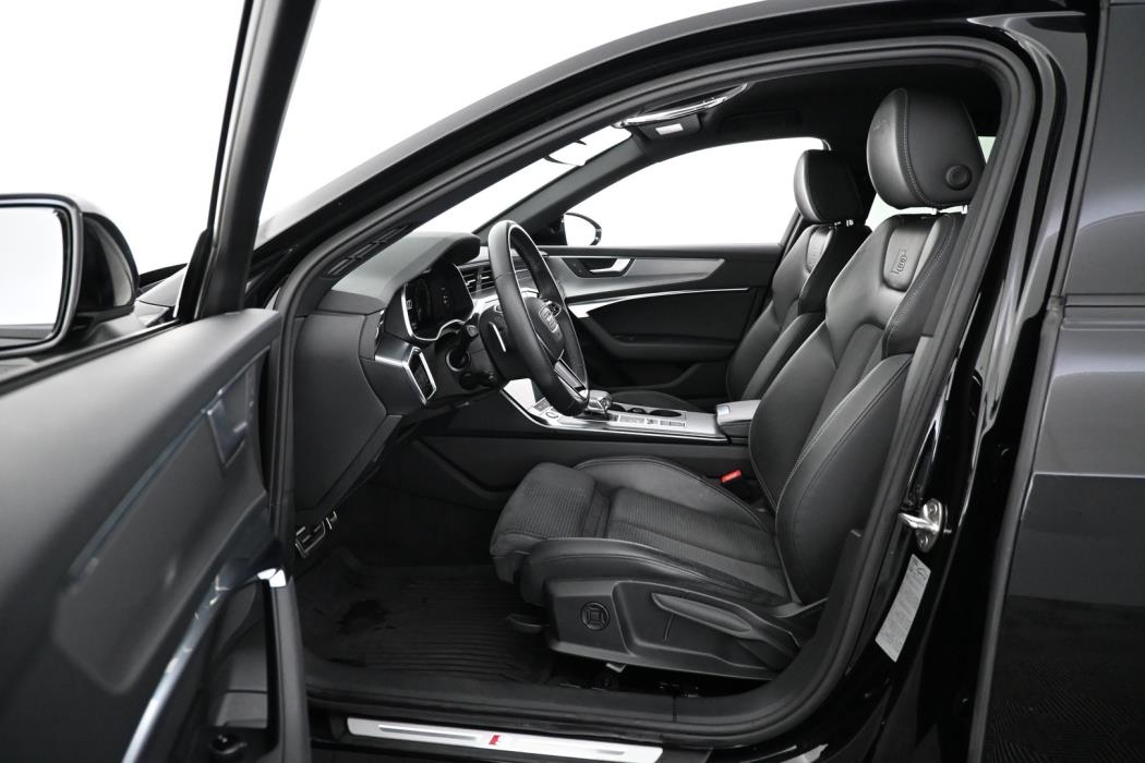 AUDI A6 2023
