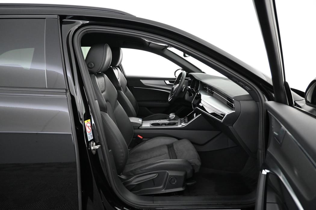 AUDI A6 2023