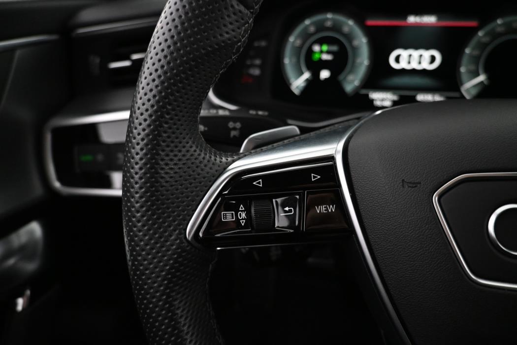 AUDI A6 2023