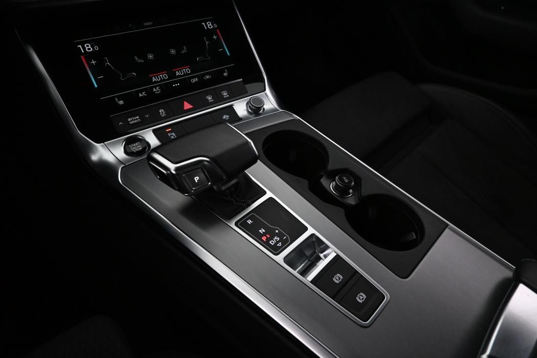 AUDI A6 2023