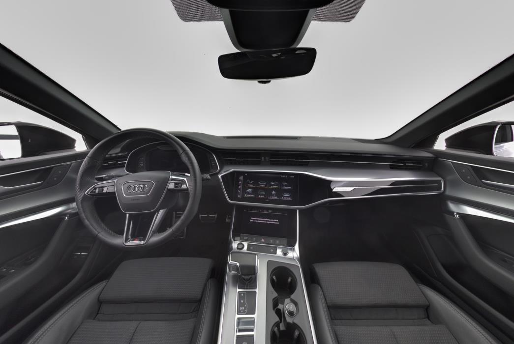 AUDI A6 2023