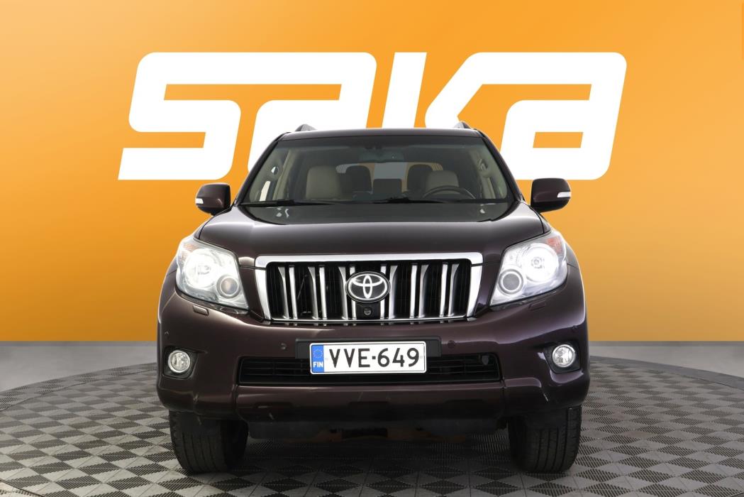 TOYOTA Land Cruiser 2010