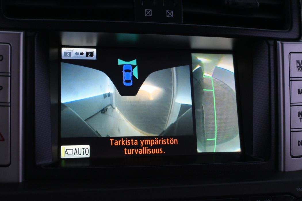 TOYOTA Land Cruiser 2010