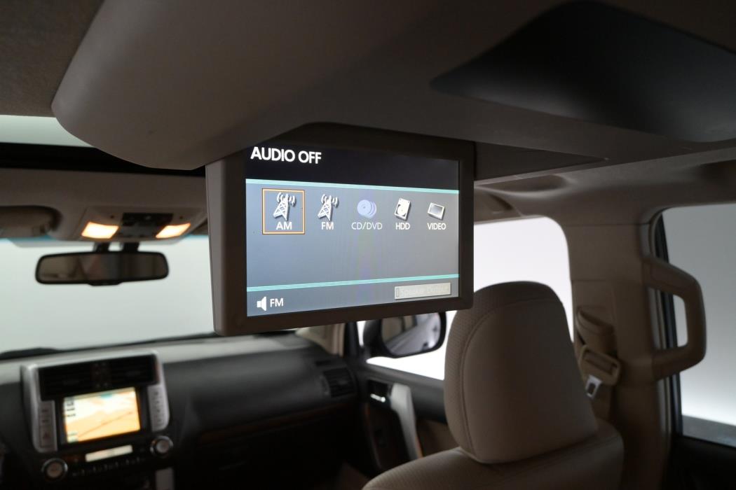 TOYOTA Land Cruiser 2010