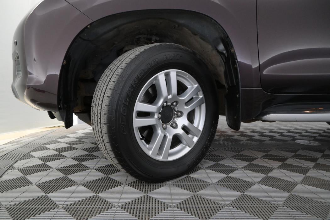 TOYOTA Land Cruiser 2010