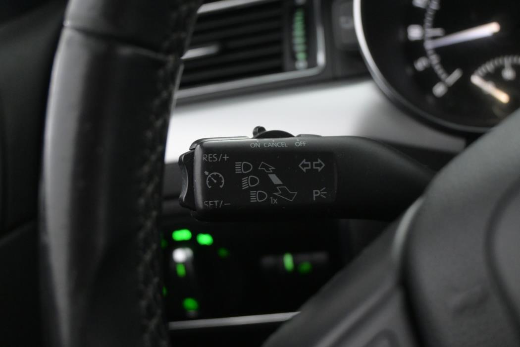 SKODA Superb 2011