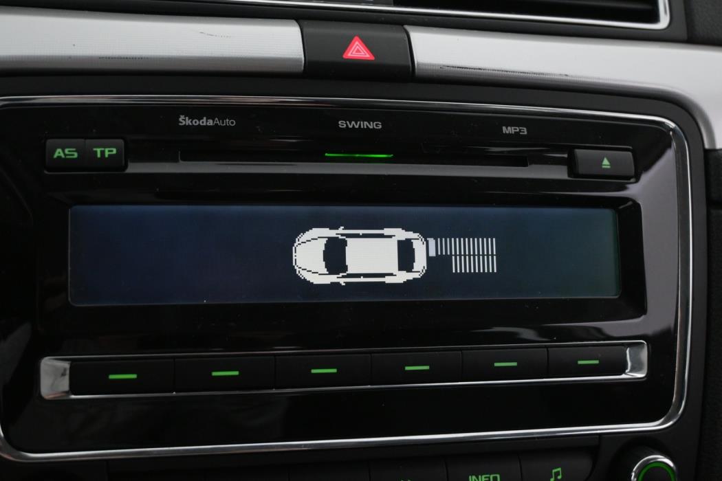 SKODA Superb 2011