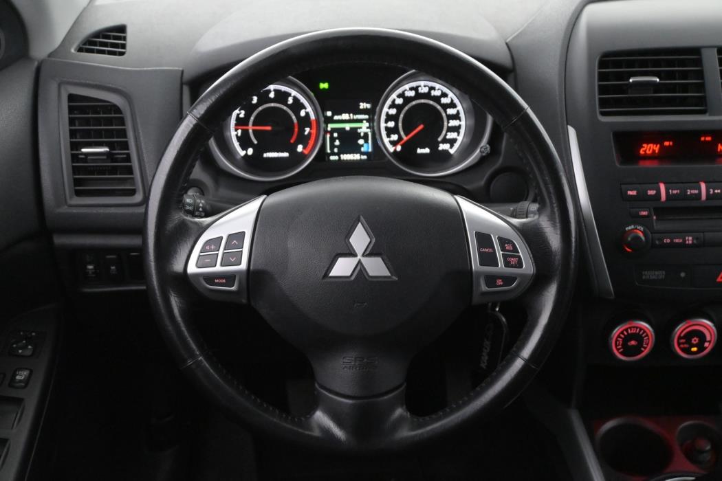 MITSUBISHI ASX 2011