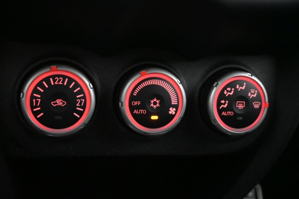 MITSUBISHI ASX 2011