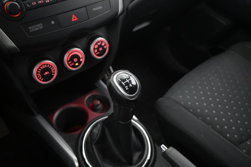 MITSUBISHI ASX 2011