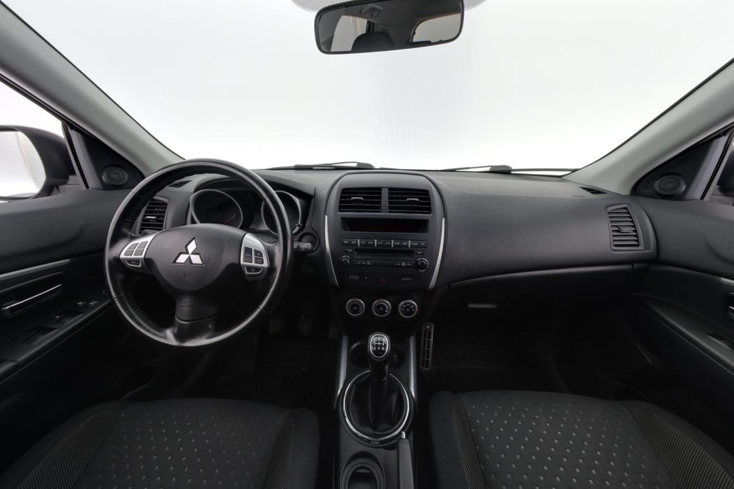 MITSUBISHI ASX 2011