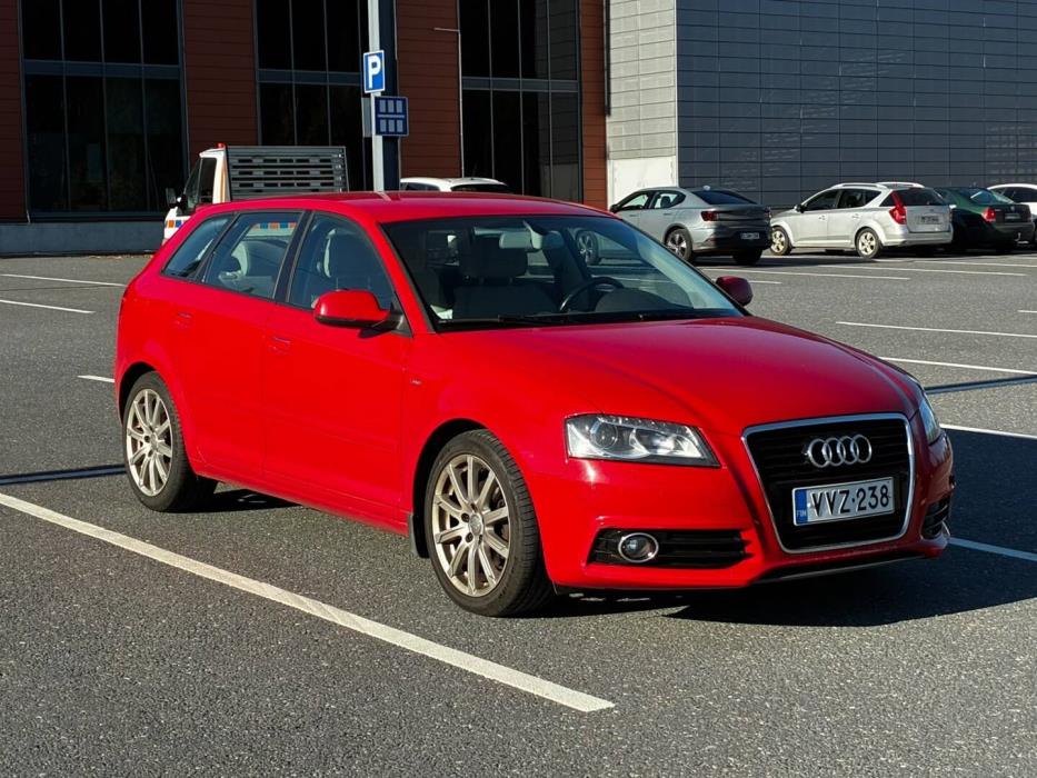 AUDI A3 2012