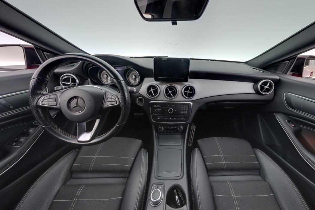 MERCEDES-BENZ CLA 2016