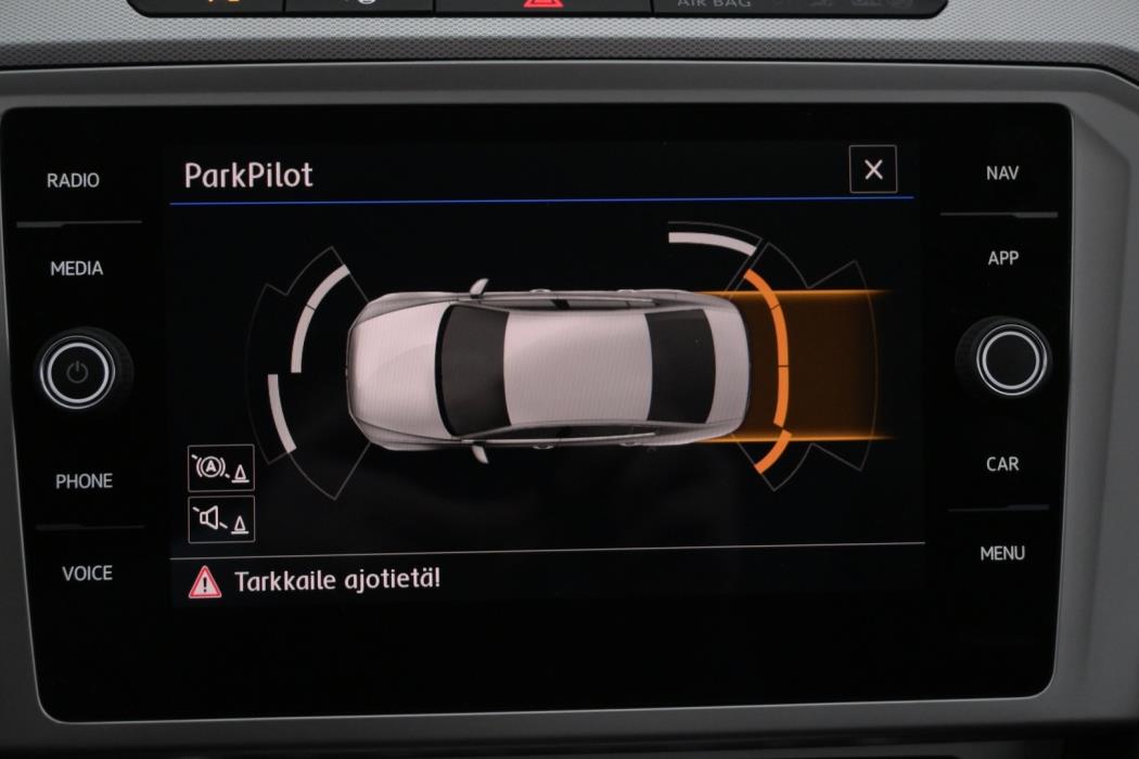 VOLKSWAGEN Passat 2018