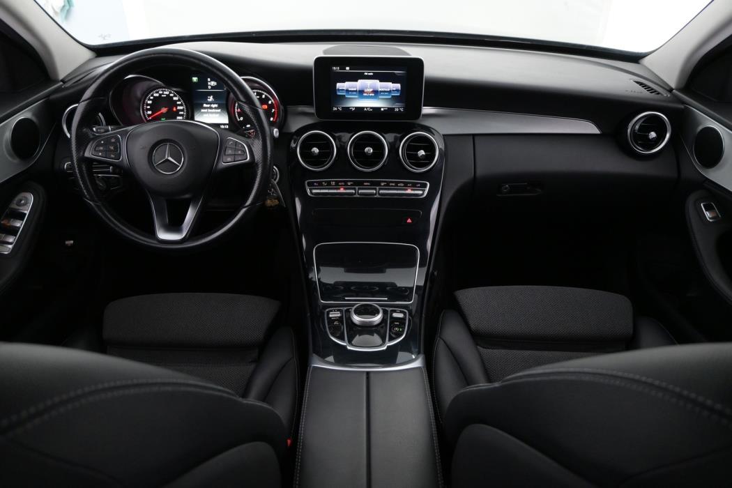 MERCEDES-BENZ C 2015