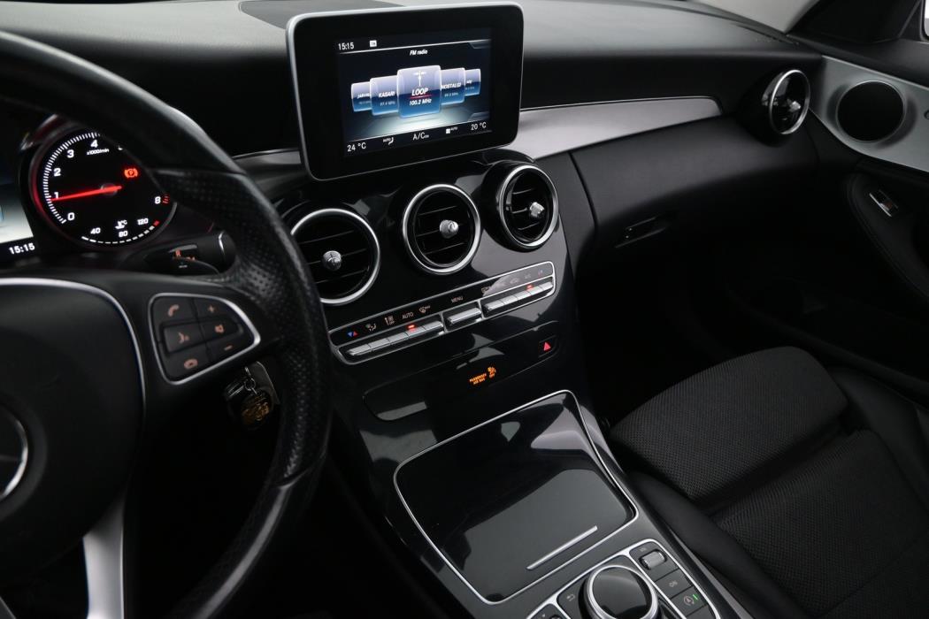MERCEDES-BENZ C 2015