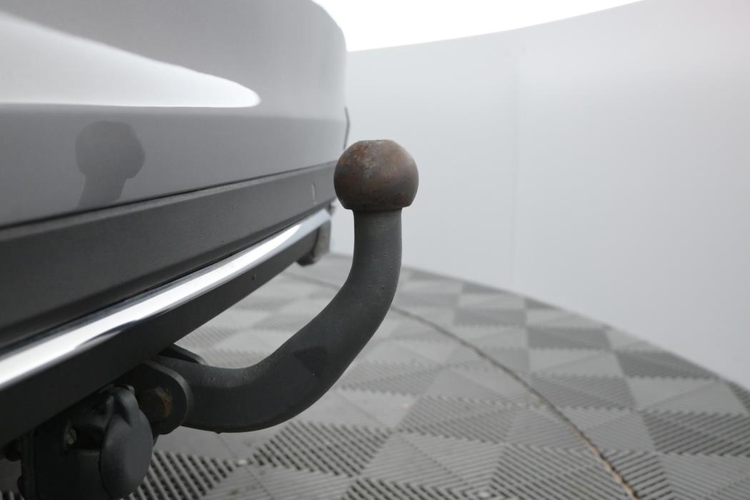 MERCEDES-BENZ C 2015