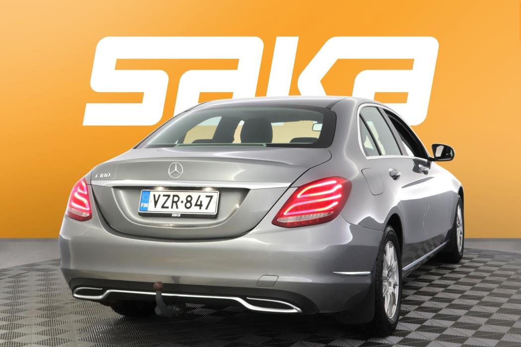 MERCEDES-BENZ C 2015