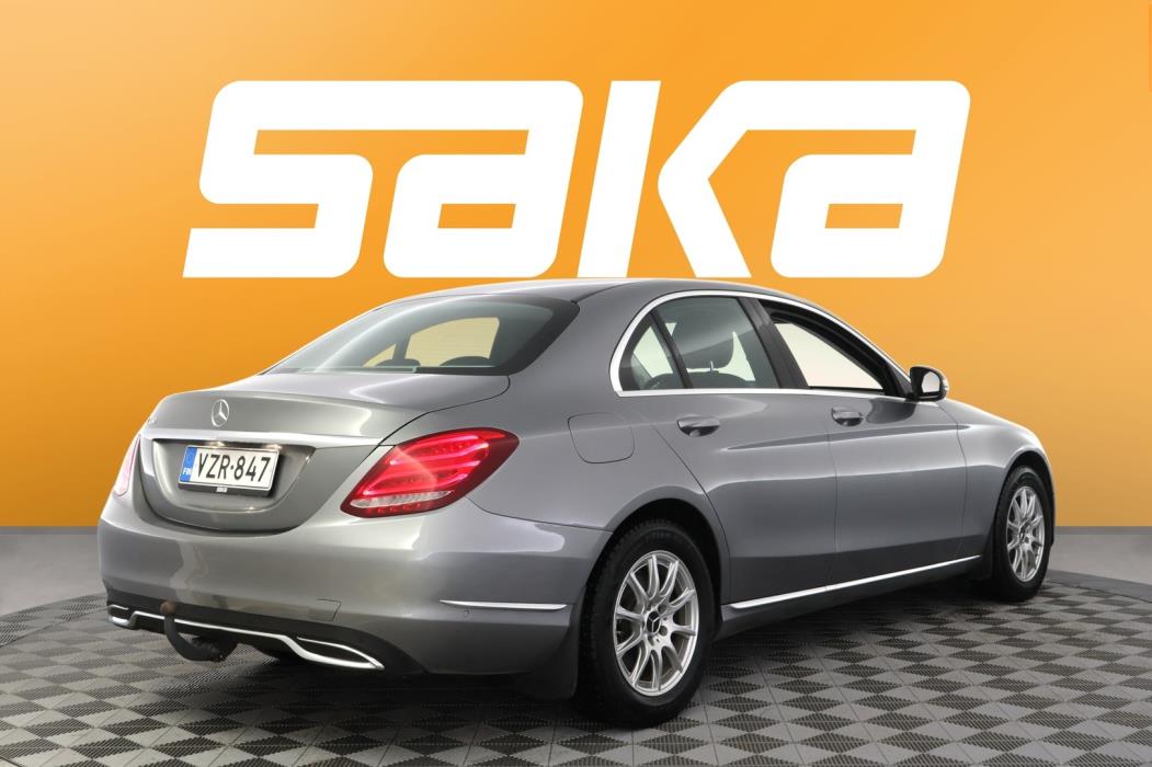 MERCEDES-BENZ C 2015