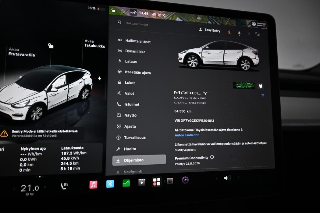 TESLA Model Y 2023
