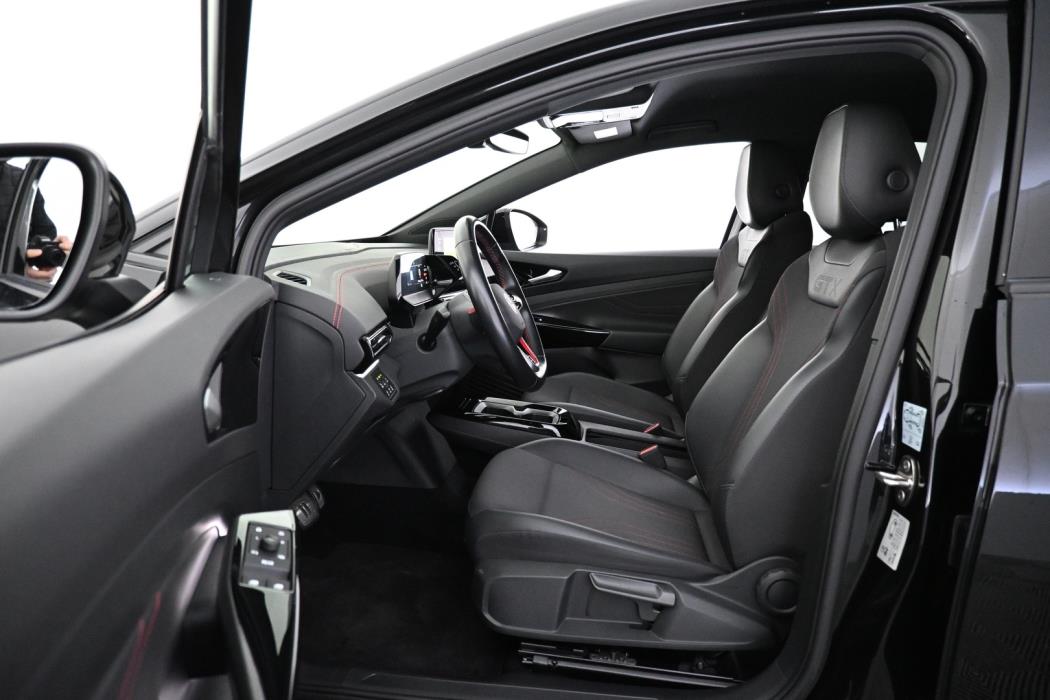 VOLKSWAGEN ID.5 2023