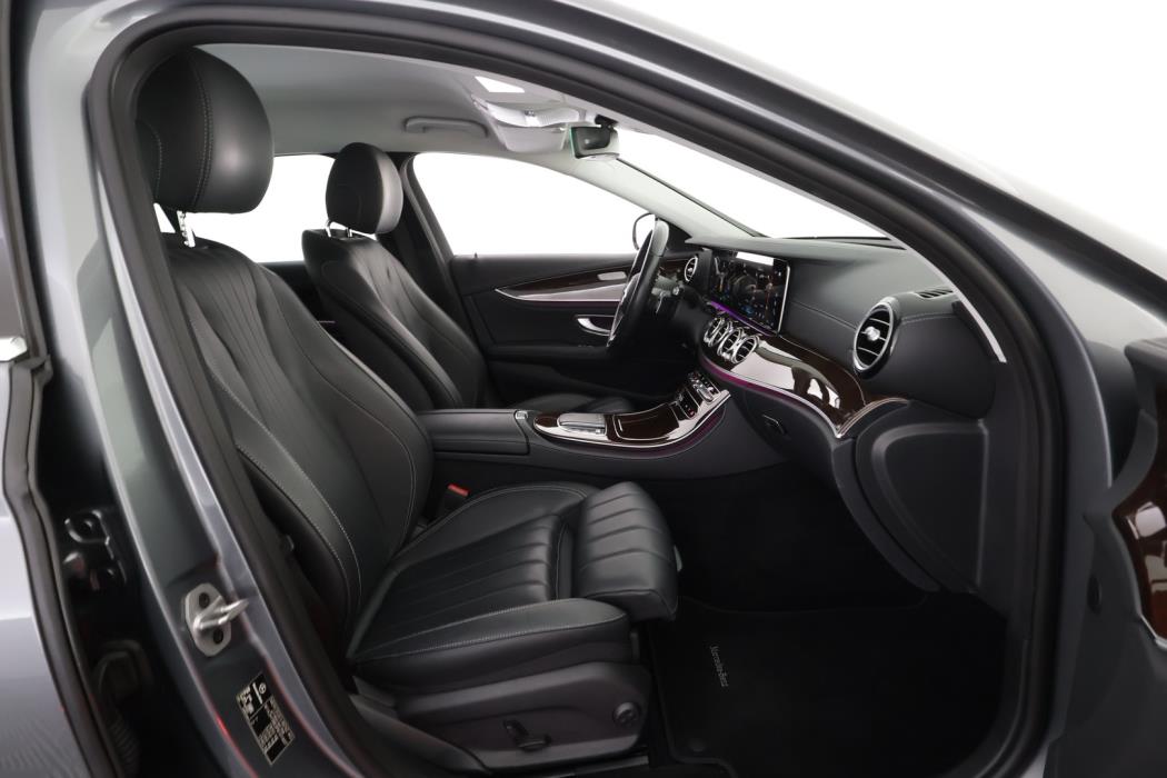 MERCEDES-BENZ E 2023