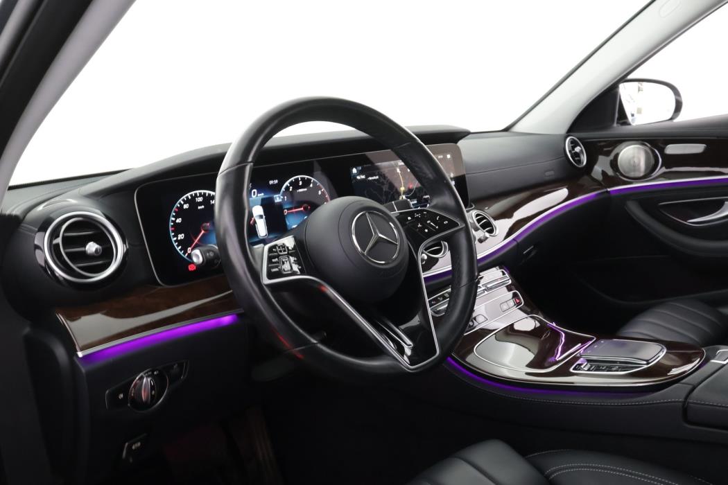 MERCEDES-BENZ E 2023