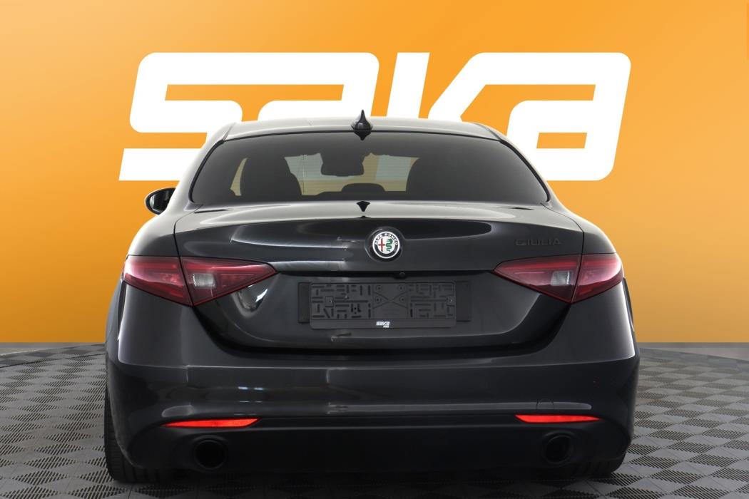 ALFA ROMEO Giulia 2019