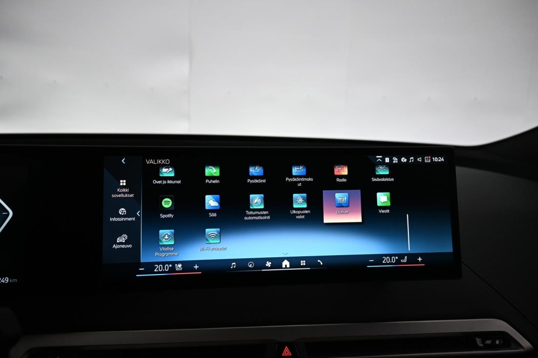 BMW iX 2024